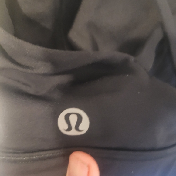 Lululemon Hive crisscross bra size 8 - Picture 4 of 4